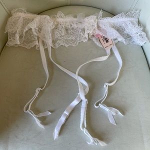 Victoria’s Secret belt